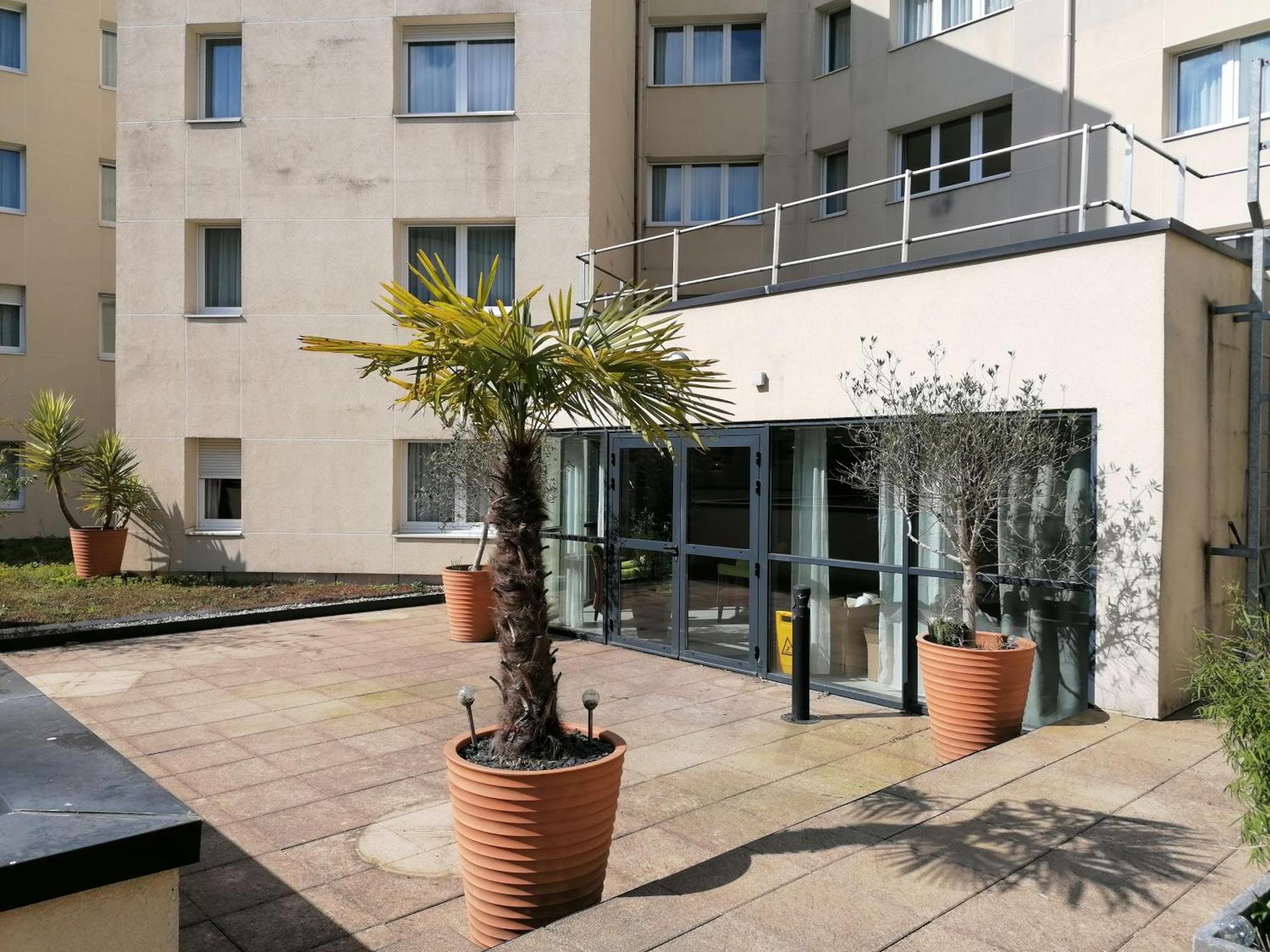 Terres De France - Appart Hotel Rouen Flaubert Exterior foto